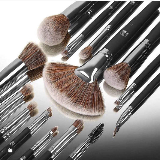 13 Pcs B.H Cosmetics Studio Pro Makeup Brush Set